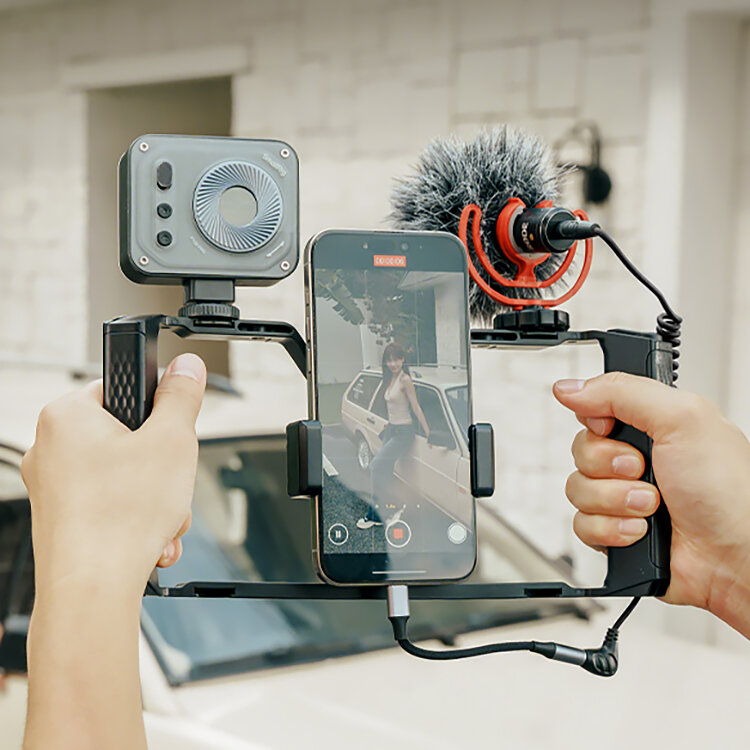 Клетка SmallRig IG-01 IntegraGrip для смартфона
Клетка SmallRig IG-01 IntegraGrip для смартфона