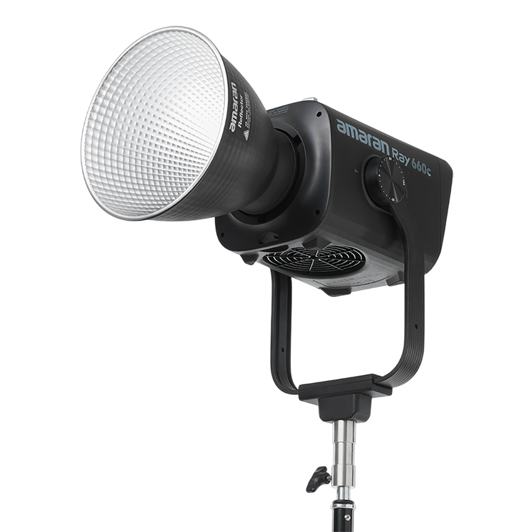 Осветитель amaran Ray 660c MP00010199
Осветитель amaran Ray 660c MP00010199