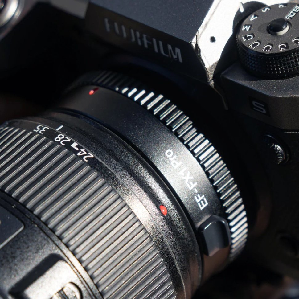 

Адаптер Viltrox EF-FX1 Pro для объектива EF/EF-S на байонет X-mount EF-FX1 PR0