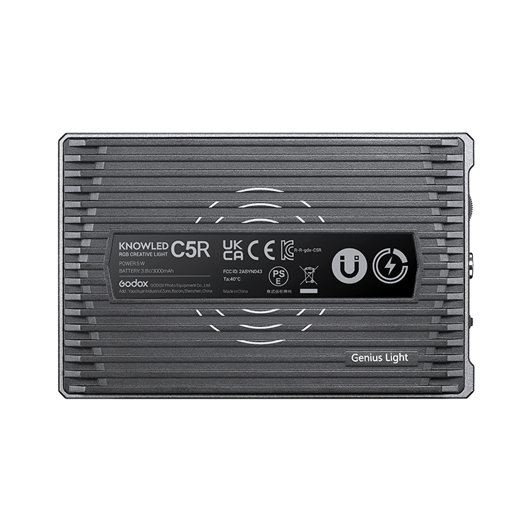 Осветитель Godox Knowled C5R