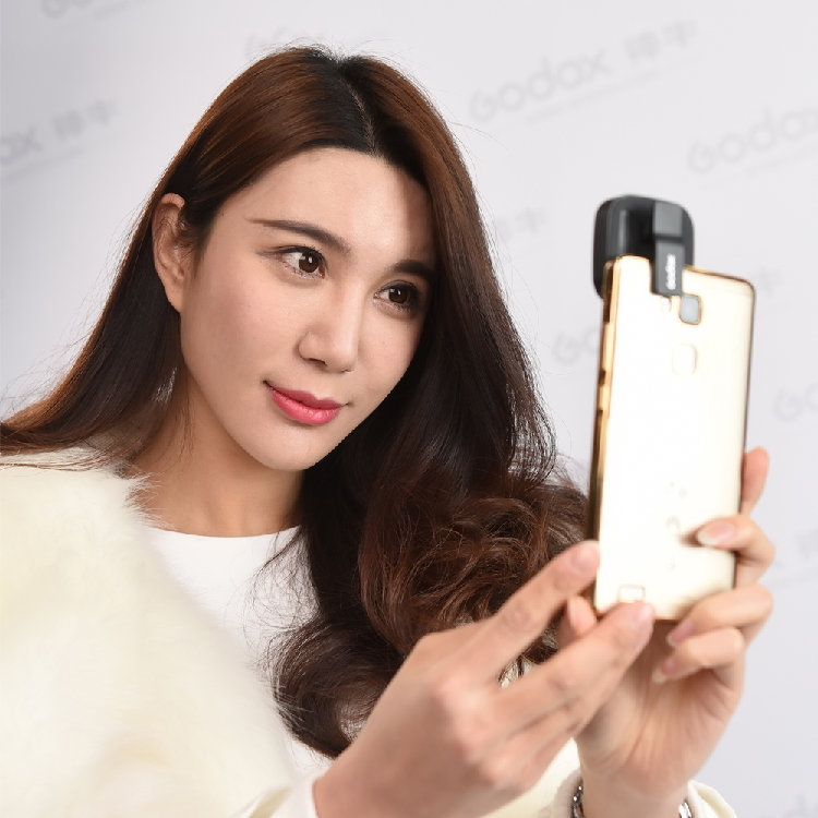 Осветитель Godox LEDM32 для смартфона