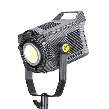 

Осветитель NiceFoto FC-2000A