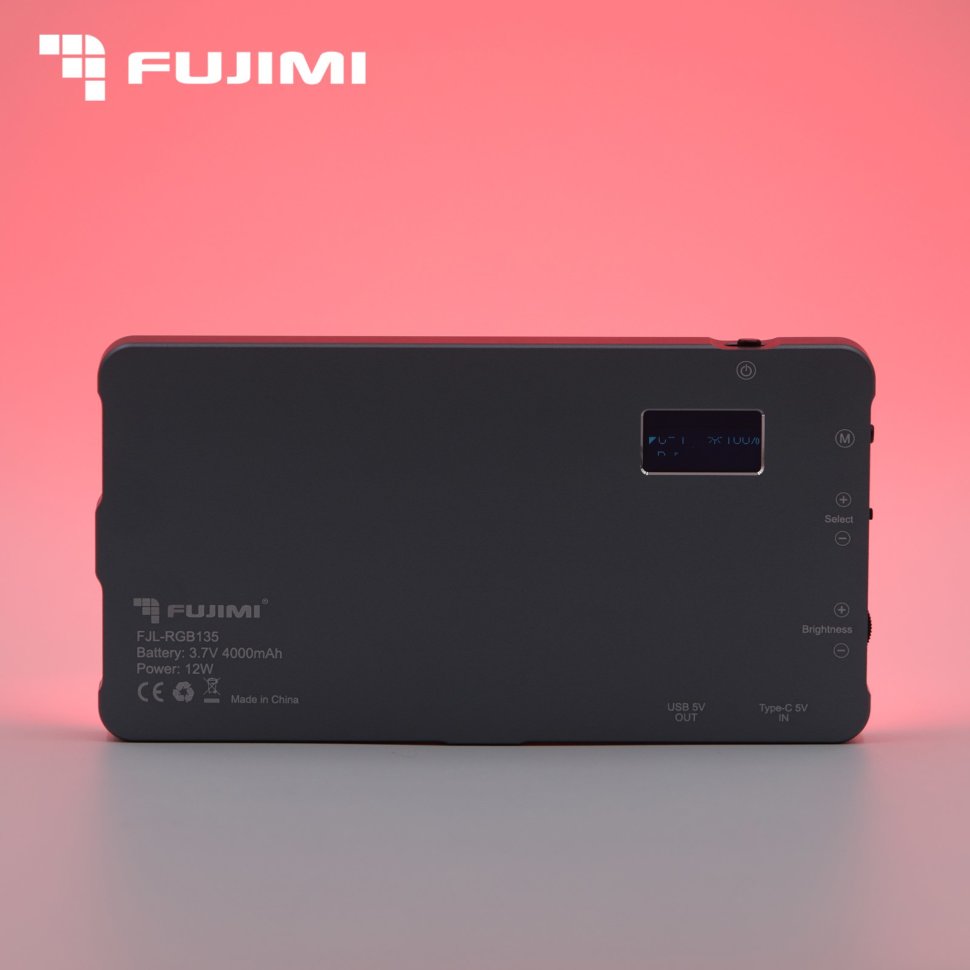 

Осветитель FUJIMI FJL-RGB135