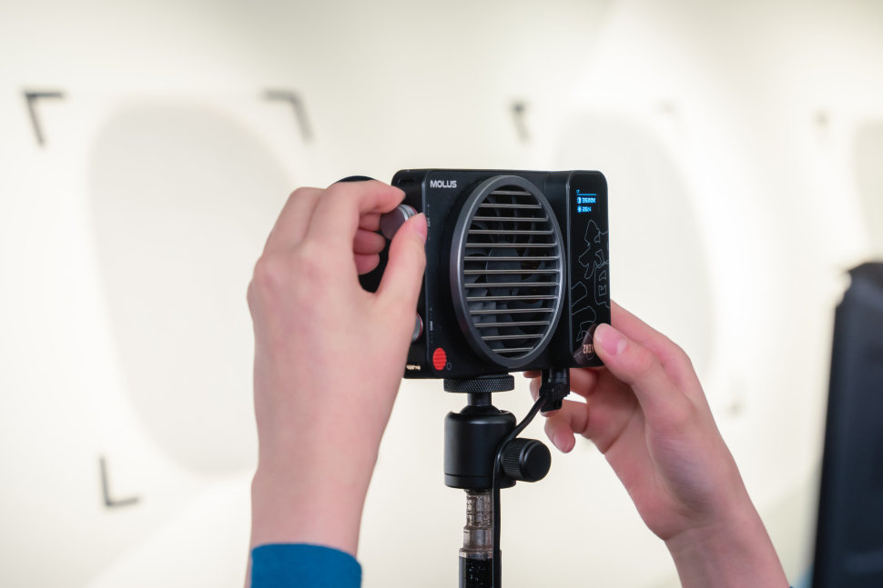 

Осветитель Zhiyun MOLUS X100 Pro C040018EUR1