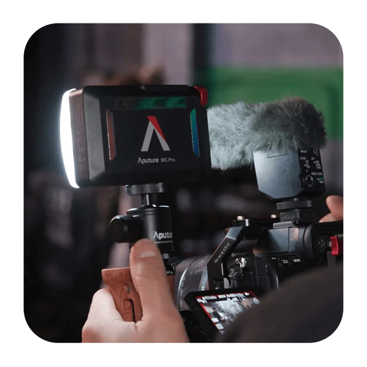 Aputure MC Pro 8-Light Kit | Top-Teks Aputure MC Pro 8 kit RGBWW LED