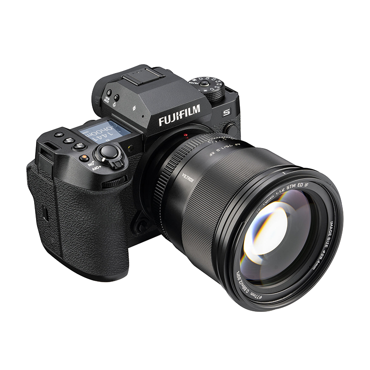

Объектив Viltrox Pro AF 75mm F/1.2 X-mount AF 75/1.2 XF