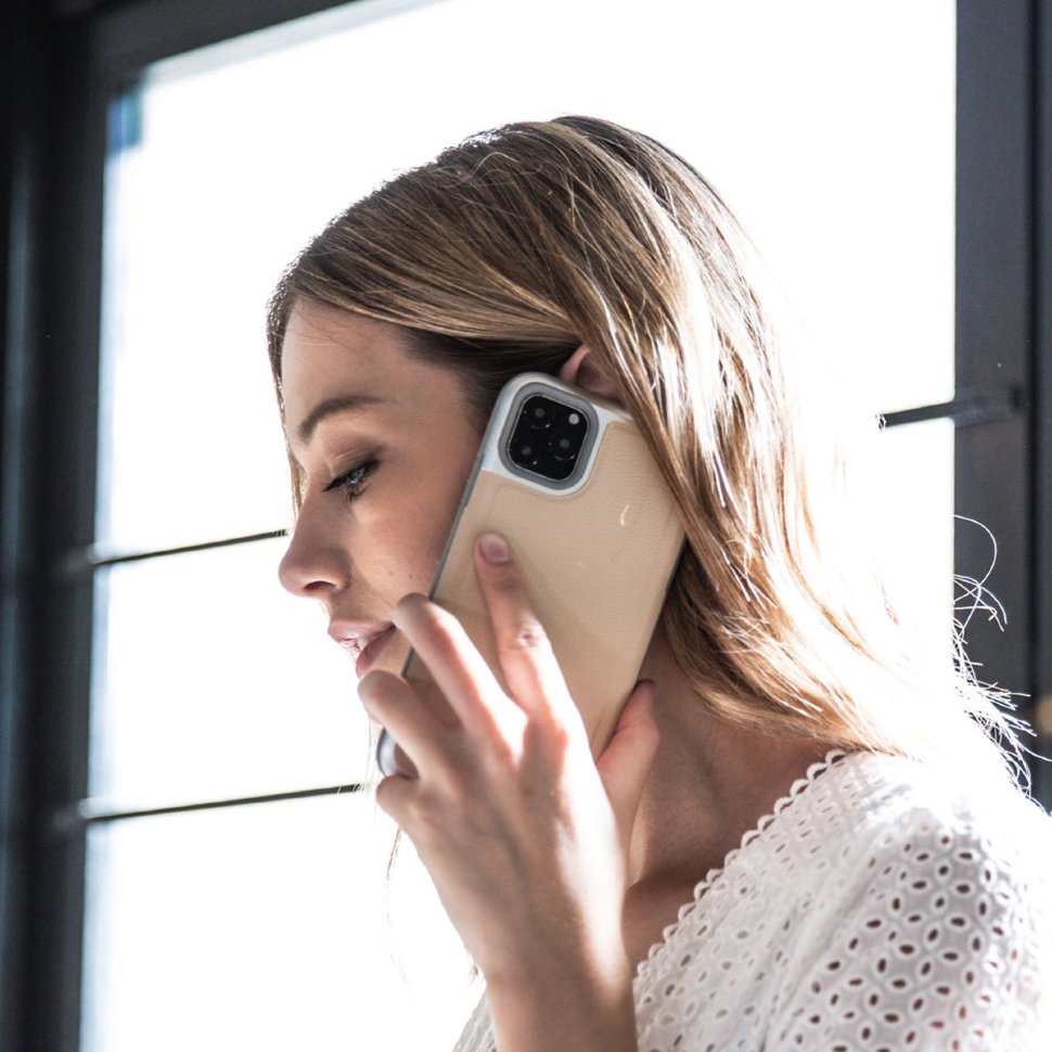 

Чехол X-Doria Defense Prime для iPhone 11 Pro Max Бежевый 484893