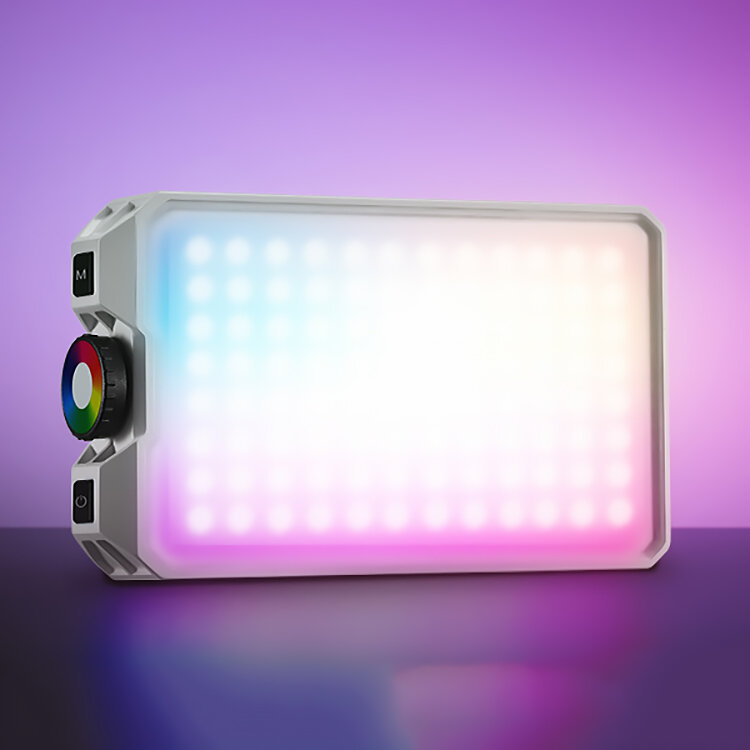 

Осветитель Godox Litemons C30Bi