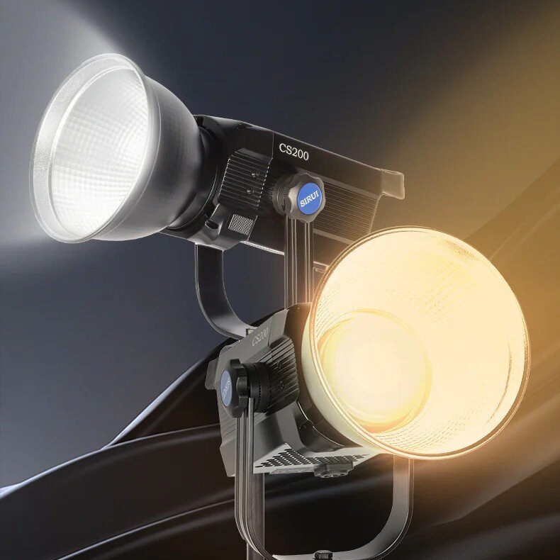 

Осветитель Sirui CS200