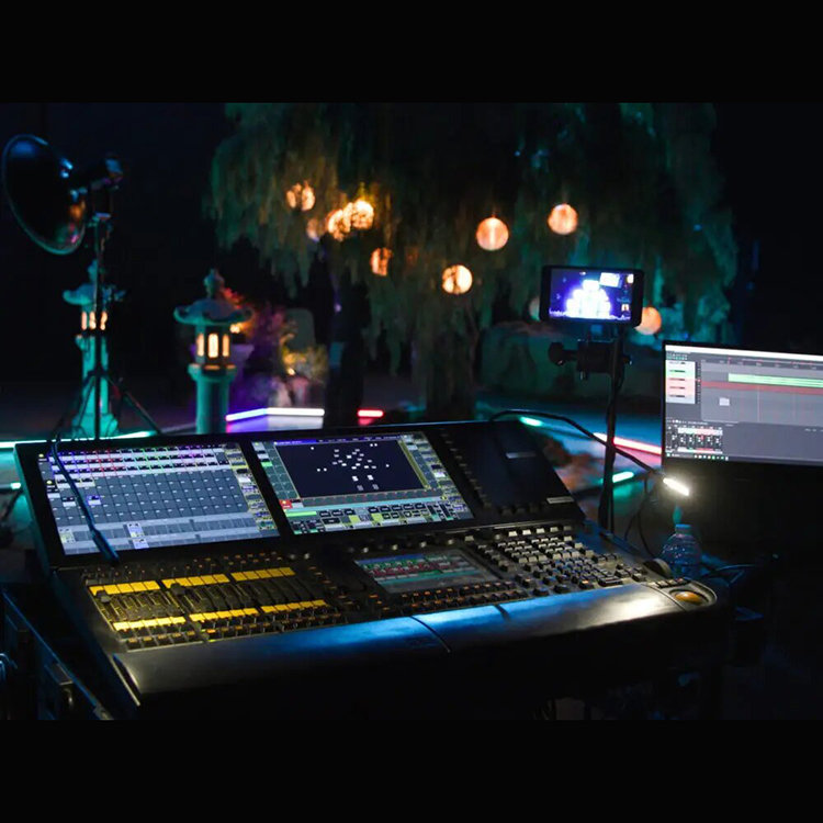 Комплект осветителей Aputure MC Pro 8-Light Kit APA0229A12