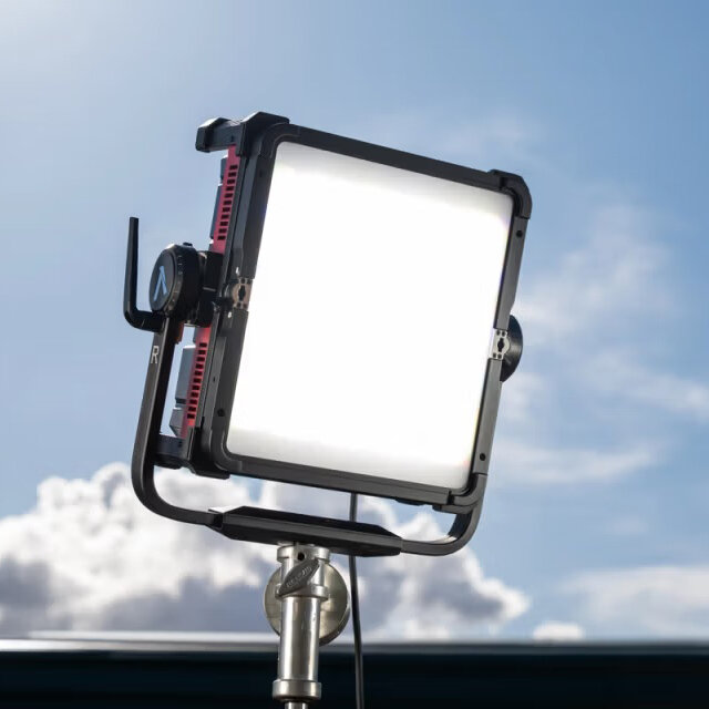 

Осветитель Aputure NOVA II 1x1