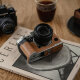 Чехол PGYTECH Leather Camera Case для Fujifilm X-T5 Коричневый - Изображение 293790