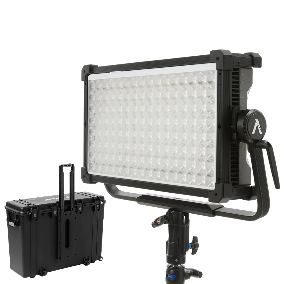 Осветитель Aputure NOVA 9° 2x1 Rolling Hard Case Kit 