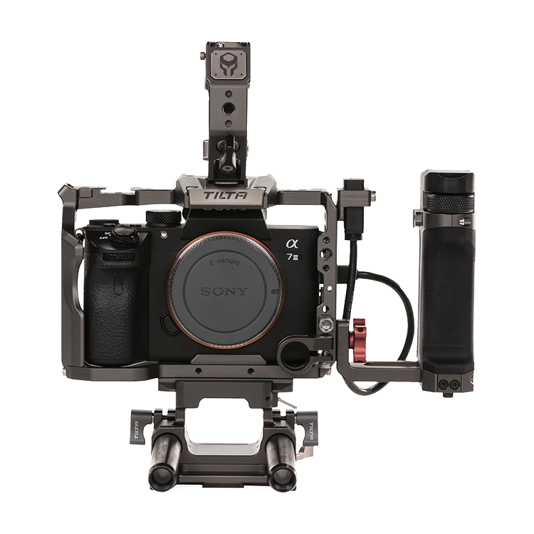 

Клетка Tilta Tiltaing Kit C для Sony a7/a9 (Tilta Gray) TA-T17-C-G