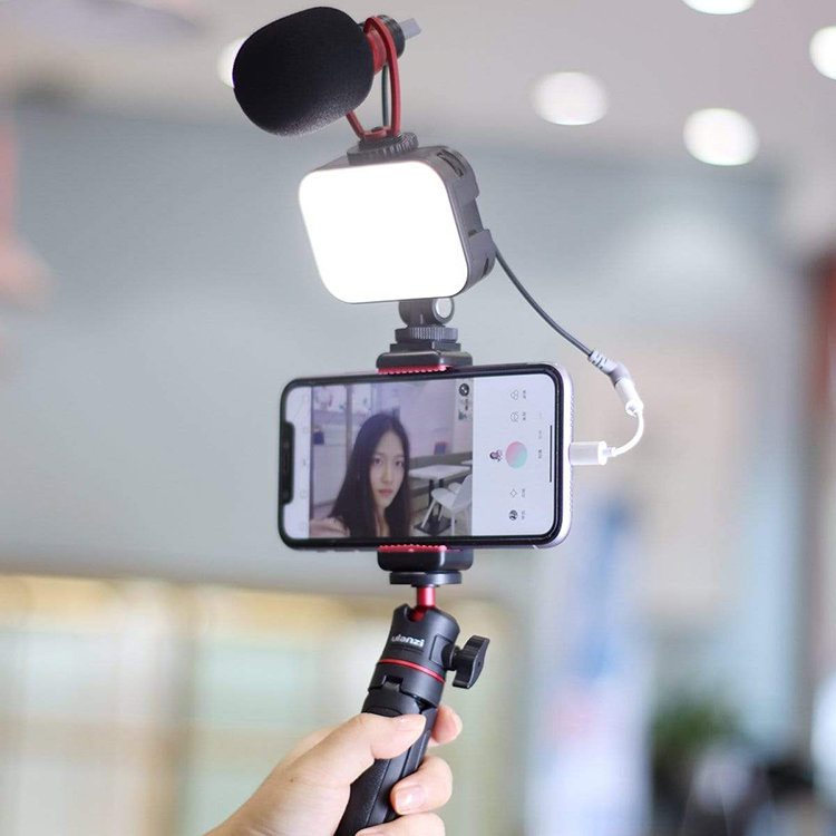 Осветитель Ulanzi VIJIM VL-100C 2173