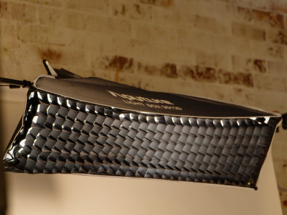 Софтбокс Aputure Light Box 30x120 APA0223A30