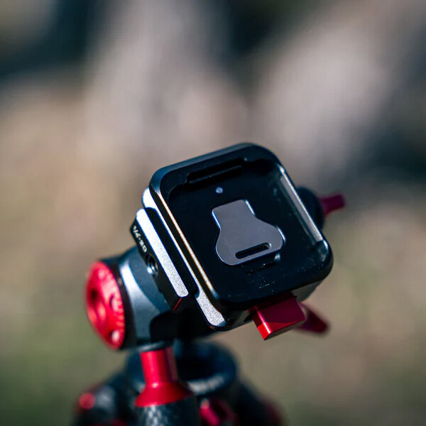 

Быстросъемное крепление Freewell Tripod Quick Release Clamp FW-TPQR
