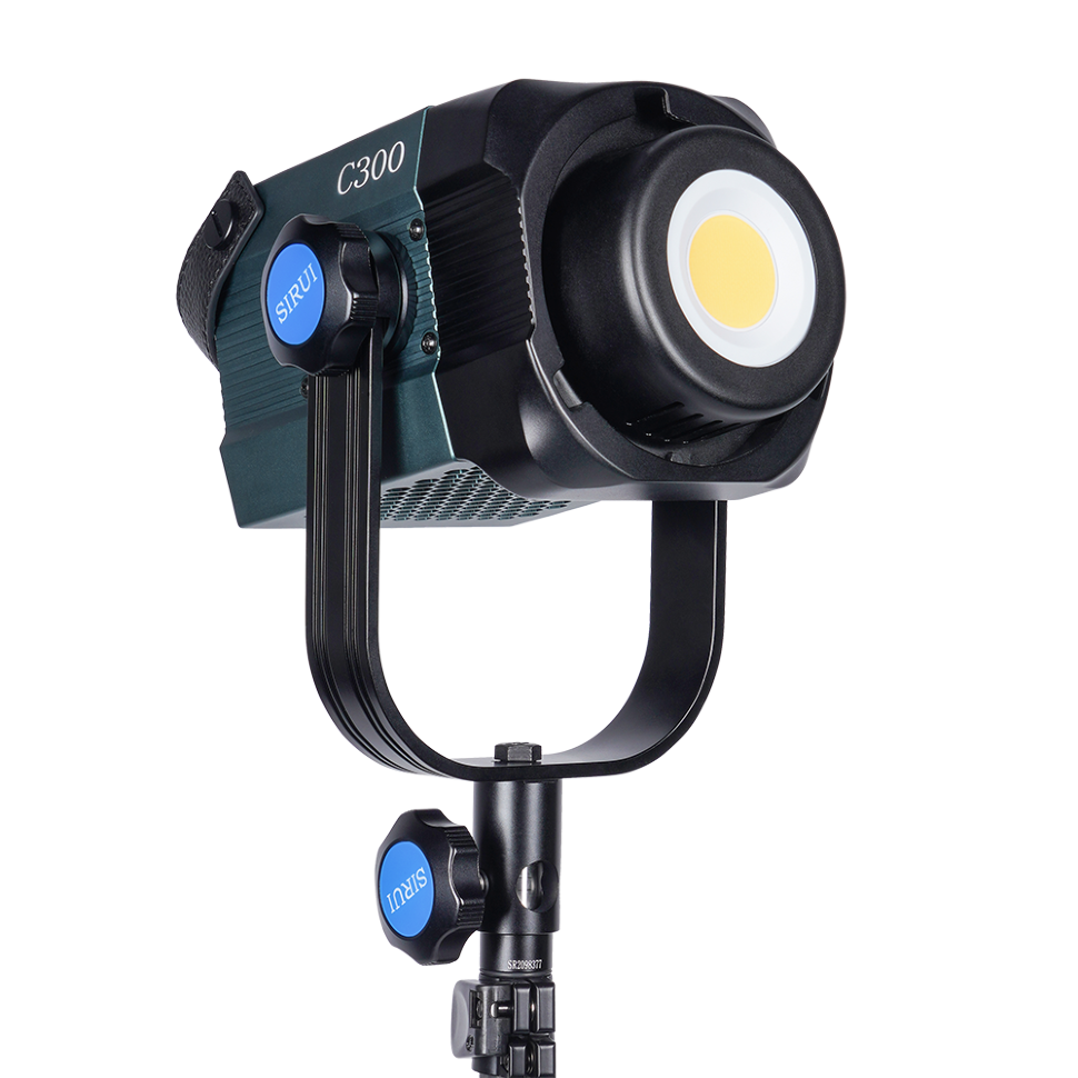 Осветитель Sirui Blaze C300 