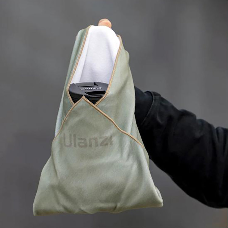

Салфетка - чехол Ulanzi CM009 Protective Wrap 45х45 см 3270