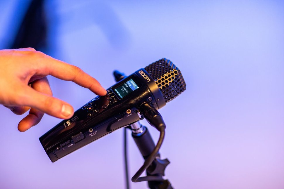 

Рекордер Zoom M4 MicTrak